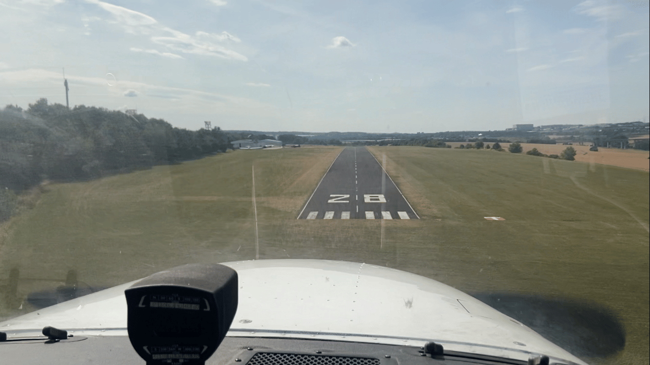 Cockpit View : Takeoff and Landing Training