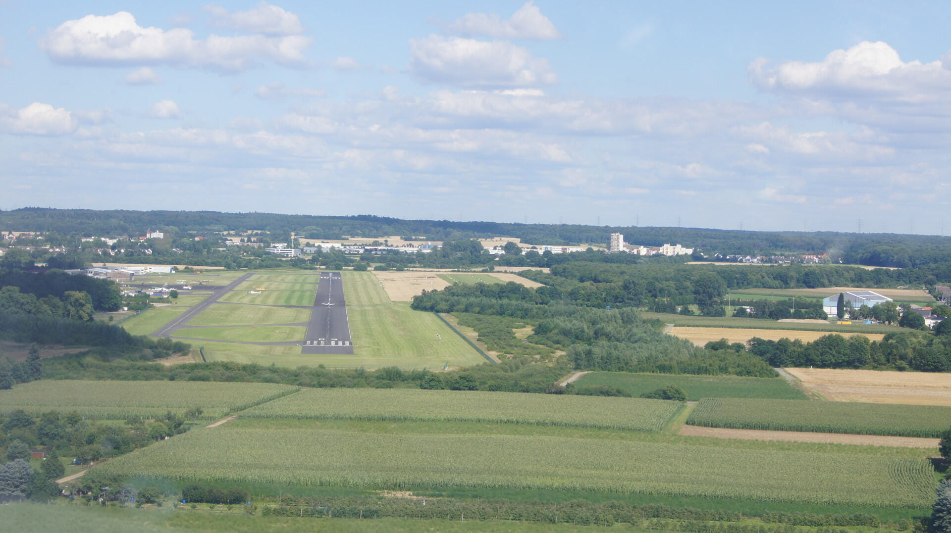 Erlebnisflug Odenwald, dem Main entlang bis nach Seligenst.