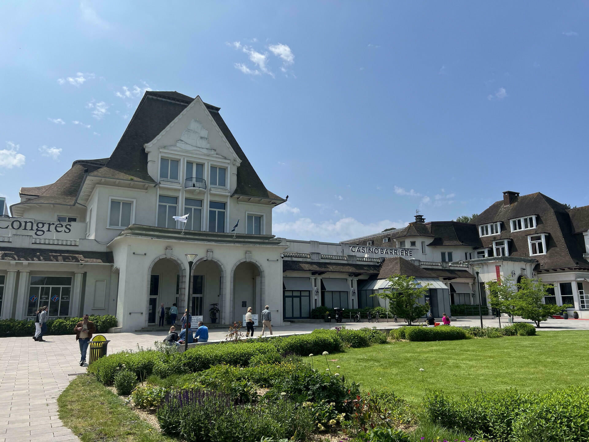 Day return - Denham to LeTouquet (2-3 passengers)