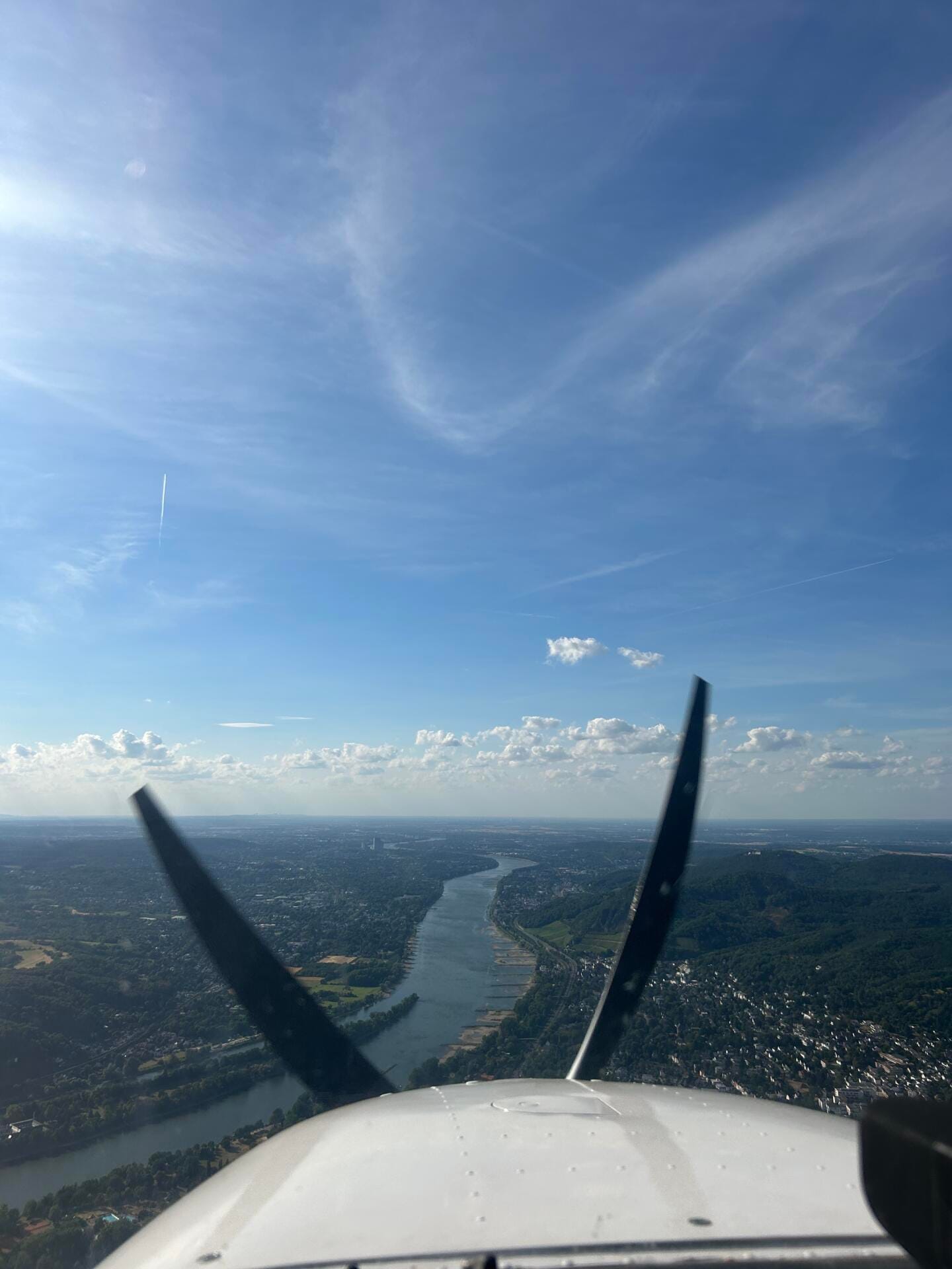 Großer Rundflug: Ihr Wunschflug über die Region Köln/Bonn