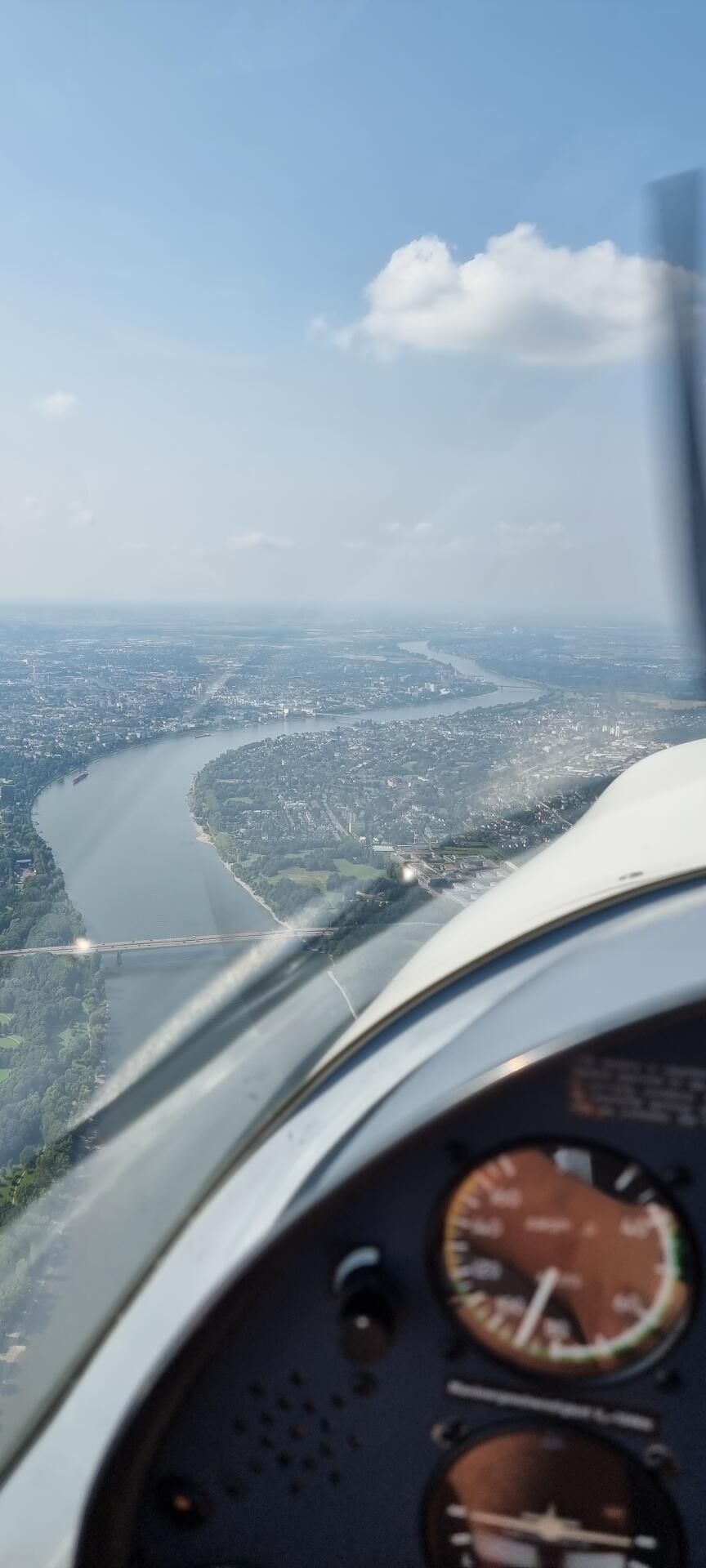 Rundflug über den Kölner Dom!