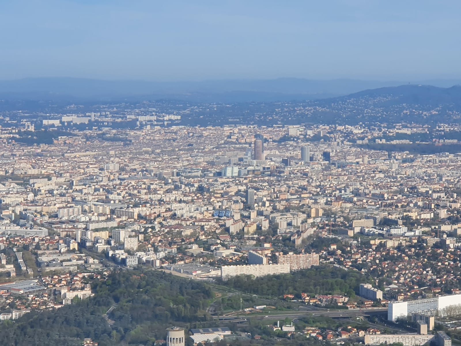 Ballade aérienne : Tour de Lyon - Survol de Vienne