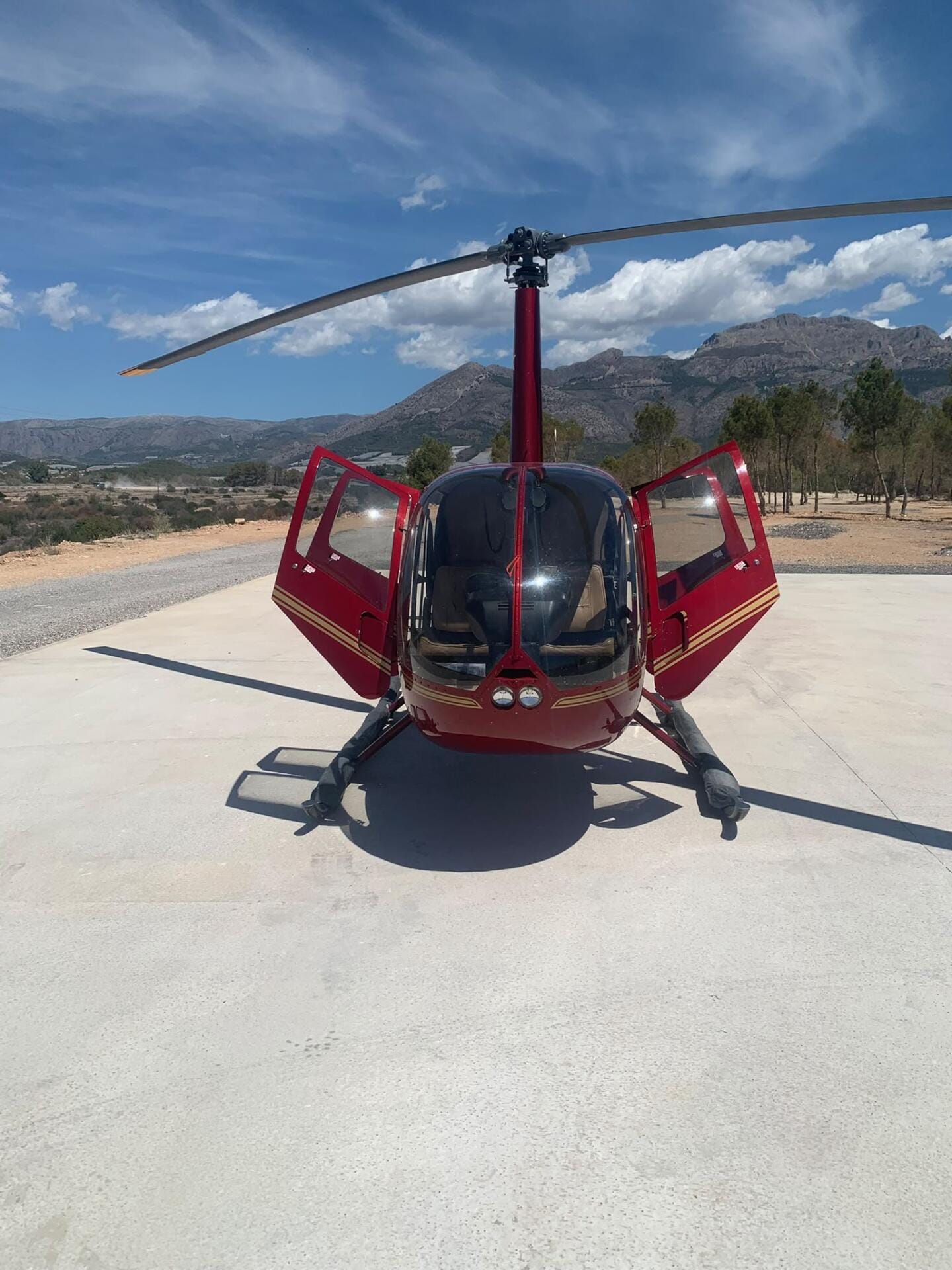 Robinson R44