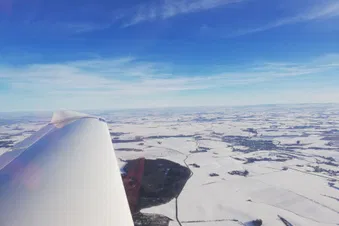 Über den Wolken.....Sehnsucht nach der Freiheit des Fliegens