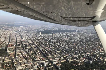 Rundflug über Berlins Mitte via Falkensee (mind. 2 Plätze)
