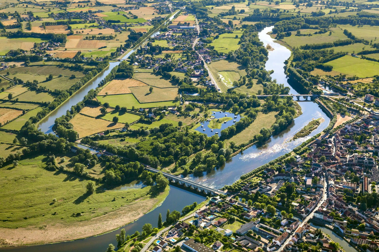Les collines de Sancerre, le canal de Briare