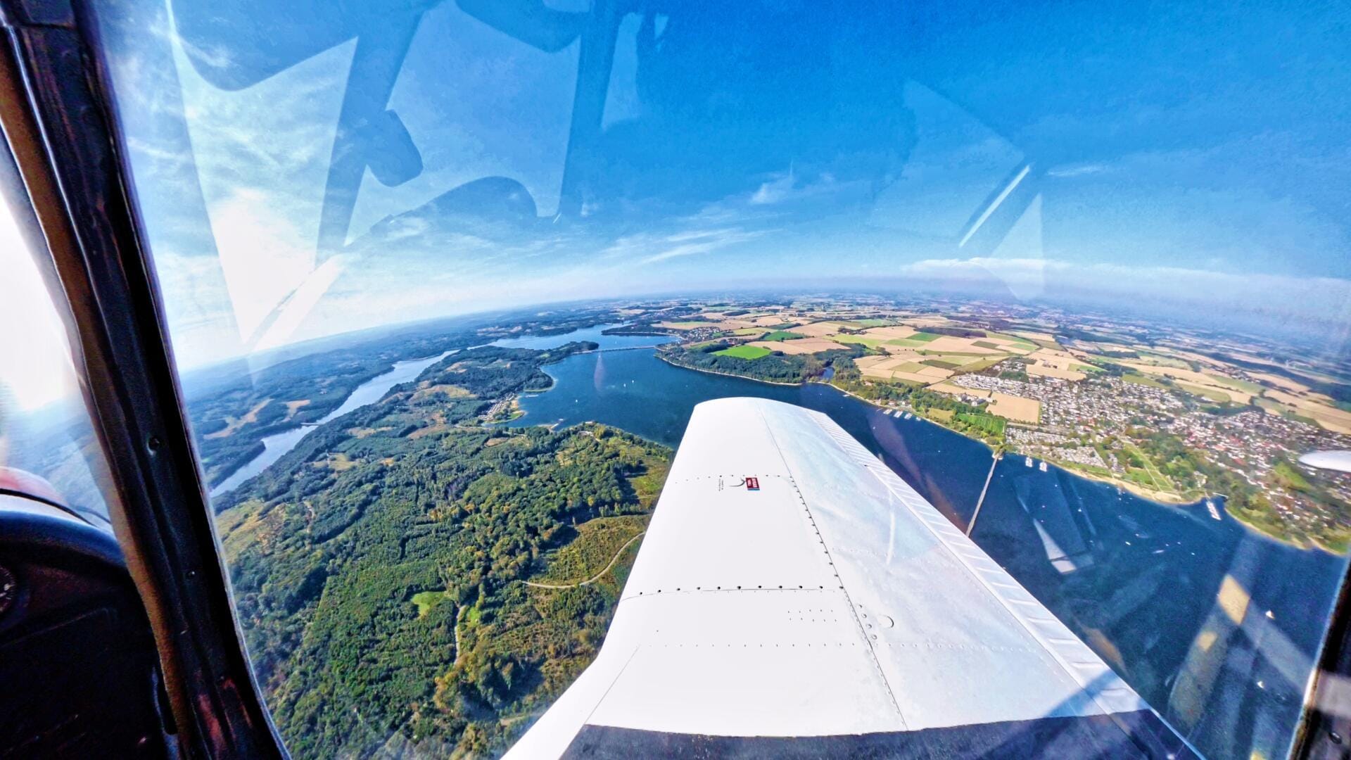 Rundflug über das Sauerland & den Möhnesee