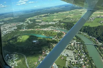 Natur und Städte entlang des Inns