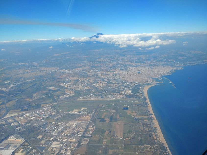 Direct flight from Sicily (Catania Airport) to Malta