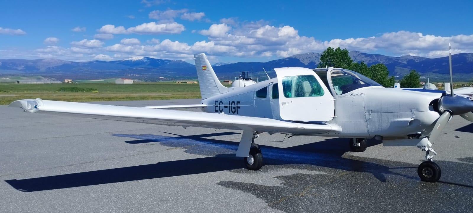Piper PA28 Arrow III