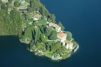 Discover the wonders of Lake Como by Seaplane