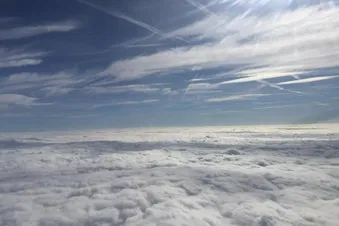 Über den Wolken