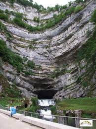 Balade aérienne entre nature et châteaux