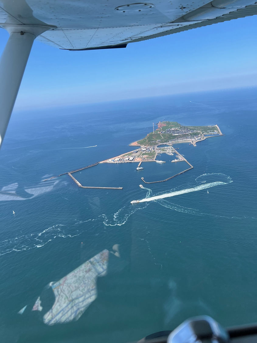 Rundflug über Helgoland und Cuxhaven