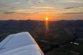Coucher de soleil en vol