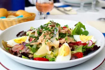 Day or overnight excursion to Paris
