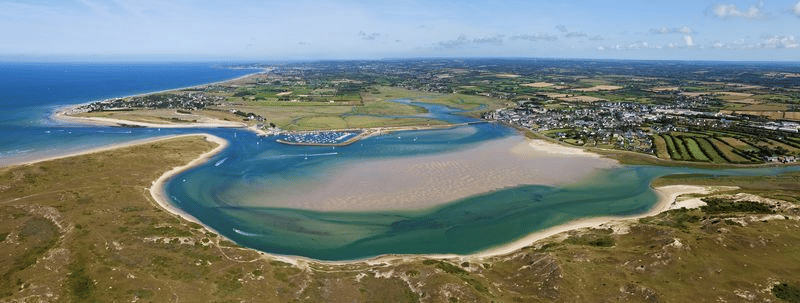 Survol du Mont-Saint-Michel & côte ouest jusqu’à Carteret