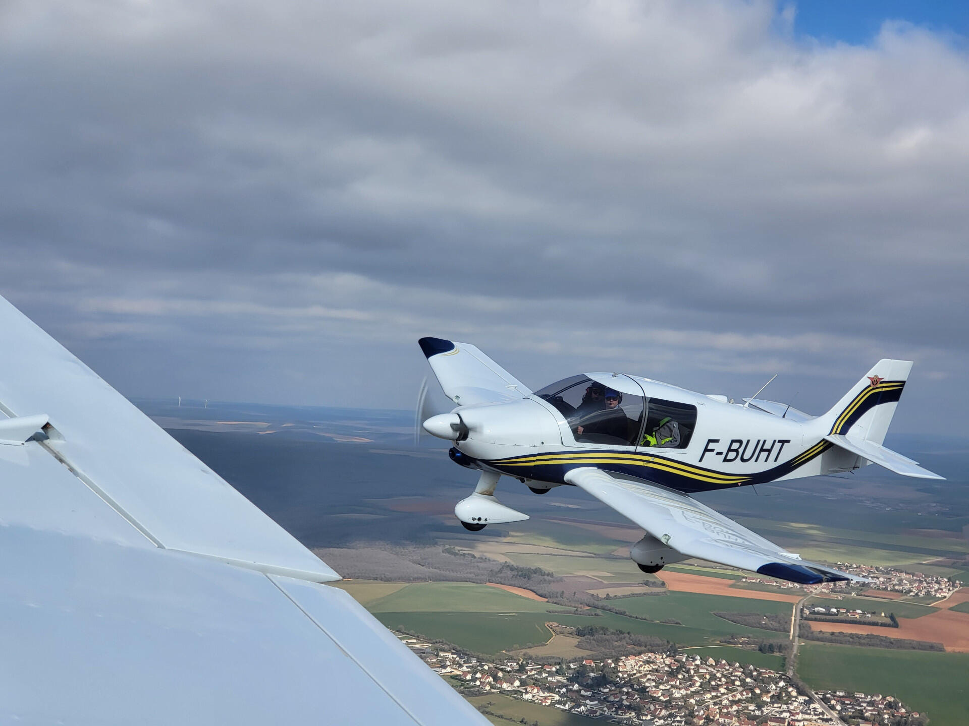 Robin DR400 - 140HP