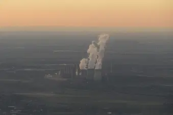Rundflug über Aachen, Eifel und Köln
