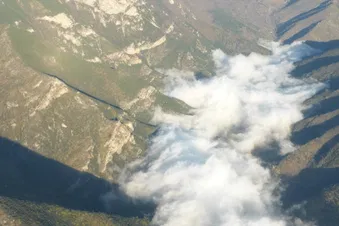 Vallée au pied du Canigou