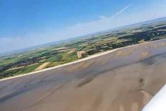 Rundflug entlang der Nordsee - optimal für 2 Passagiere