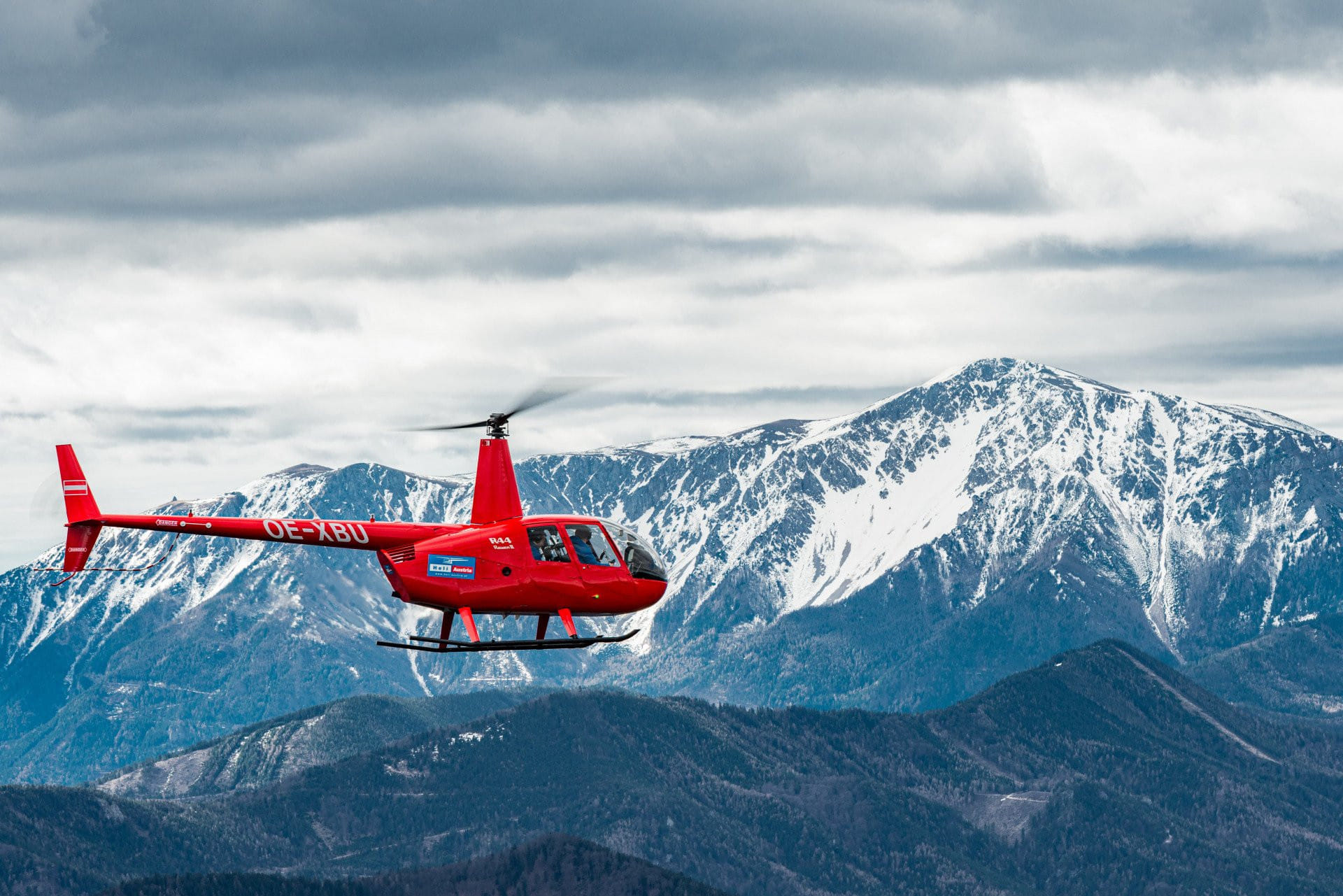 Hubschrauberflug auf den Schneeberg (5 Sitze)