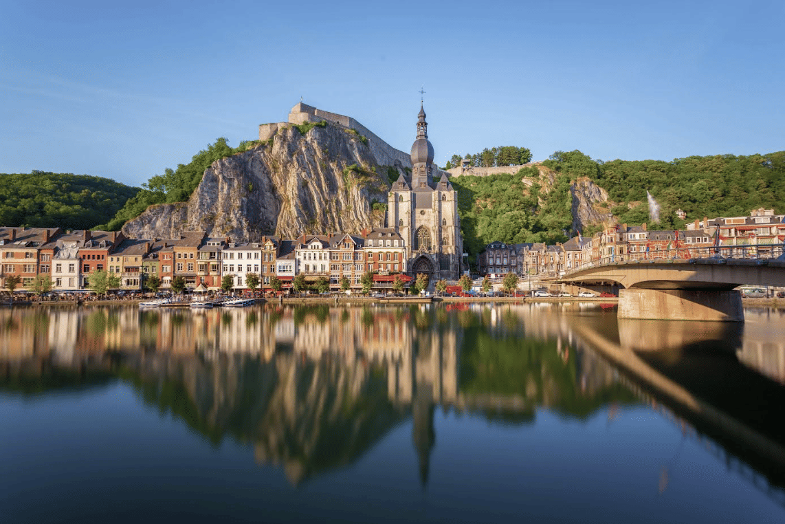 Balade aérienne à la découverte du de Namur et du Hainaut