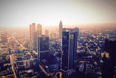 Rundflug über Frankfurt City (Cessna 150)