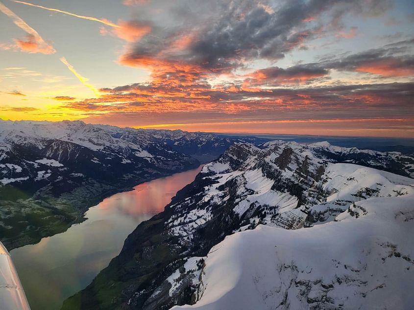 “Willkommen an Bord“ Rundflug über die Ostschweiz!”