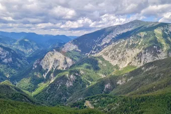 Bergtour im südlichen Nö