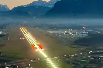 Landebahn 15 in Salzburg