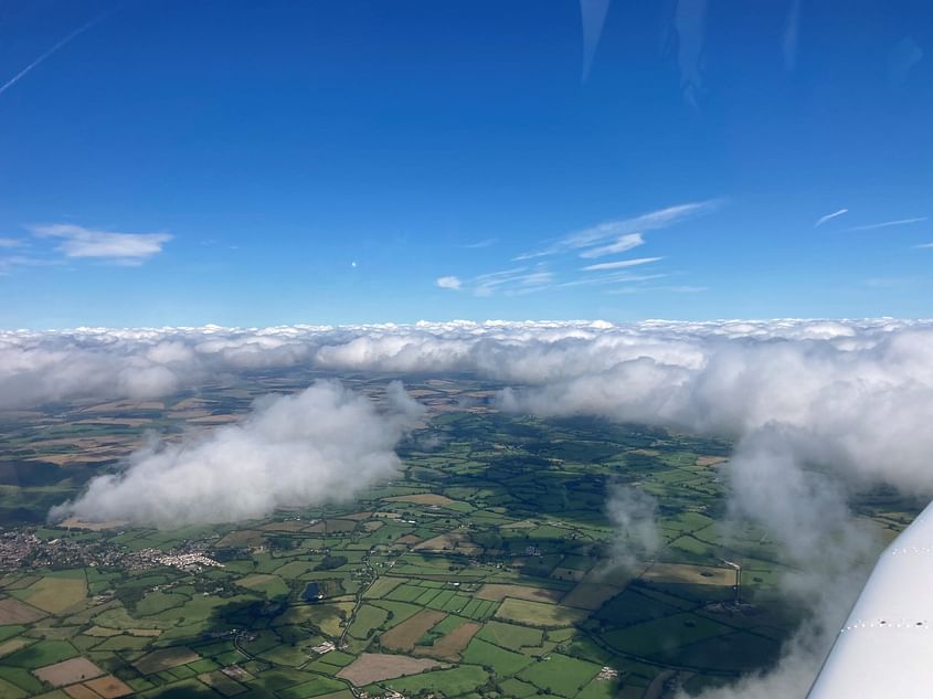 Fly from Coventry to Blackbushe and return