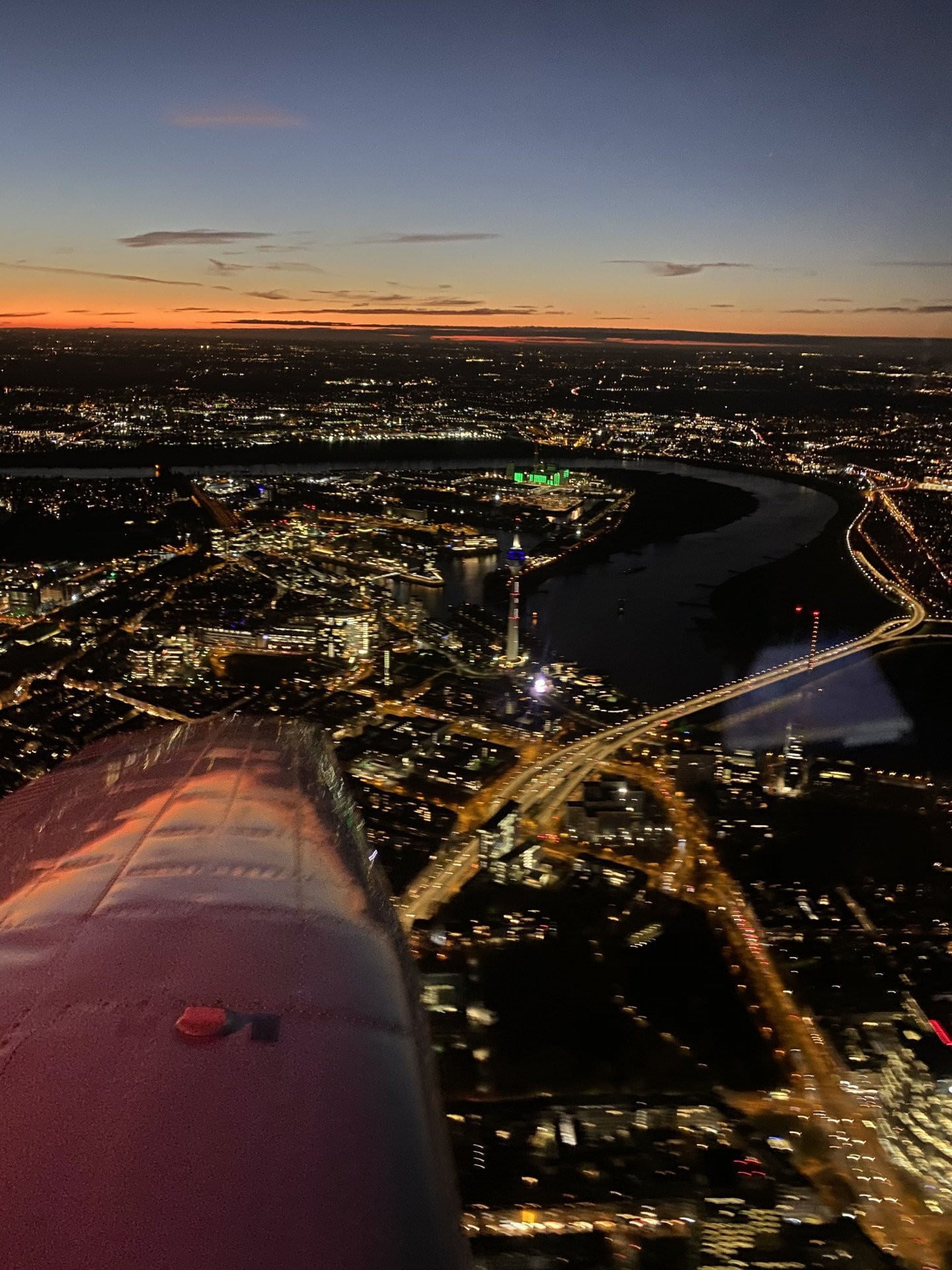 Düsseldorf Sundowner Nightflight