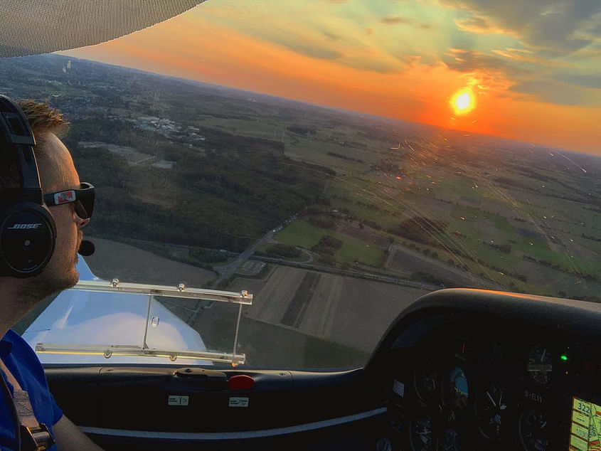 Dein Flugerlebnis auf dem YouTube-Kanal von Aviation Hero