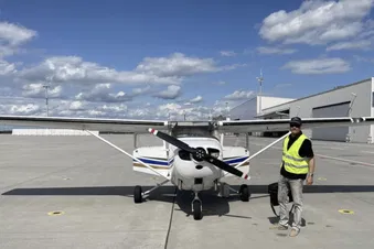 Traumhafter Flug über den Weihnachtsmarkt