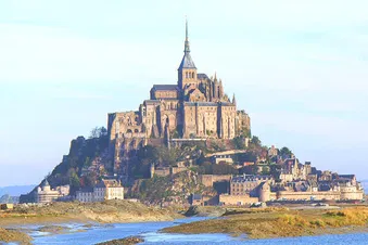 Vol A/R Saint-Malo avec un survol du Mont-Saint-Michel !