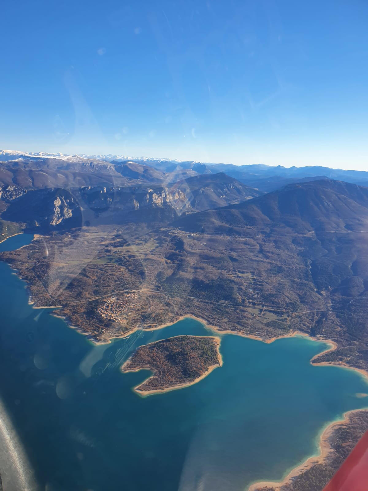 Alpes enneigées et Méditerranée ensoleillée