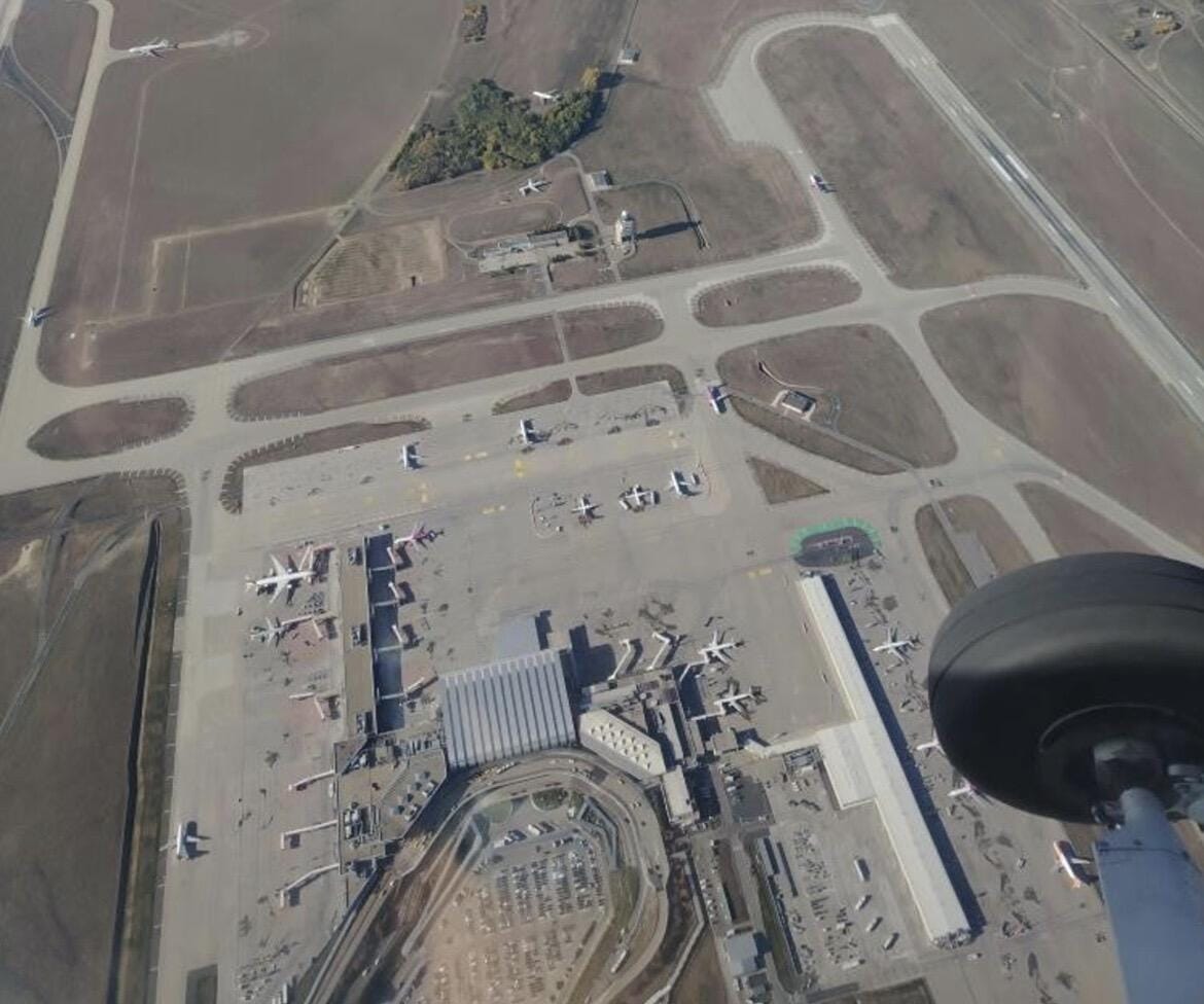 Budapest Airport overfly for Aviation enthusiasts