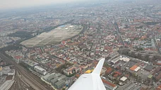 München von oben, mit einem sicheren zweimotorigen Flugzeug