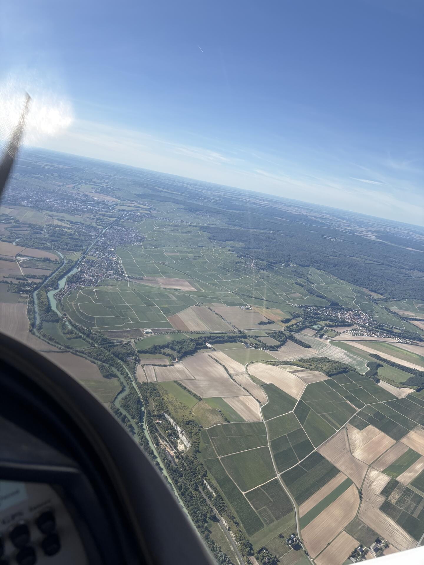 Le vignoble de la montagne de Reims, versant sparnacien.