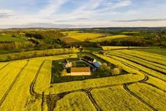 Balade en hélico survol du Perche et de la Sarthe