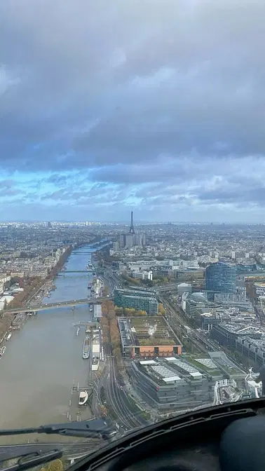 Tour complet de Paris en Hélicoptère Écureuil