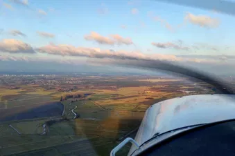 Rundflug über Hamburg und Südholstein