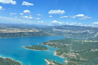 Lac de Sainte Croix et gorges du Verdon