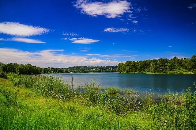 L' Est Lyonnais en Hélicoptère - 15 min