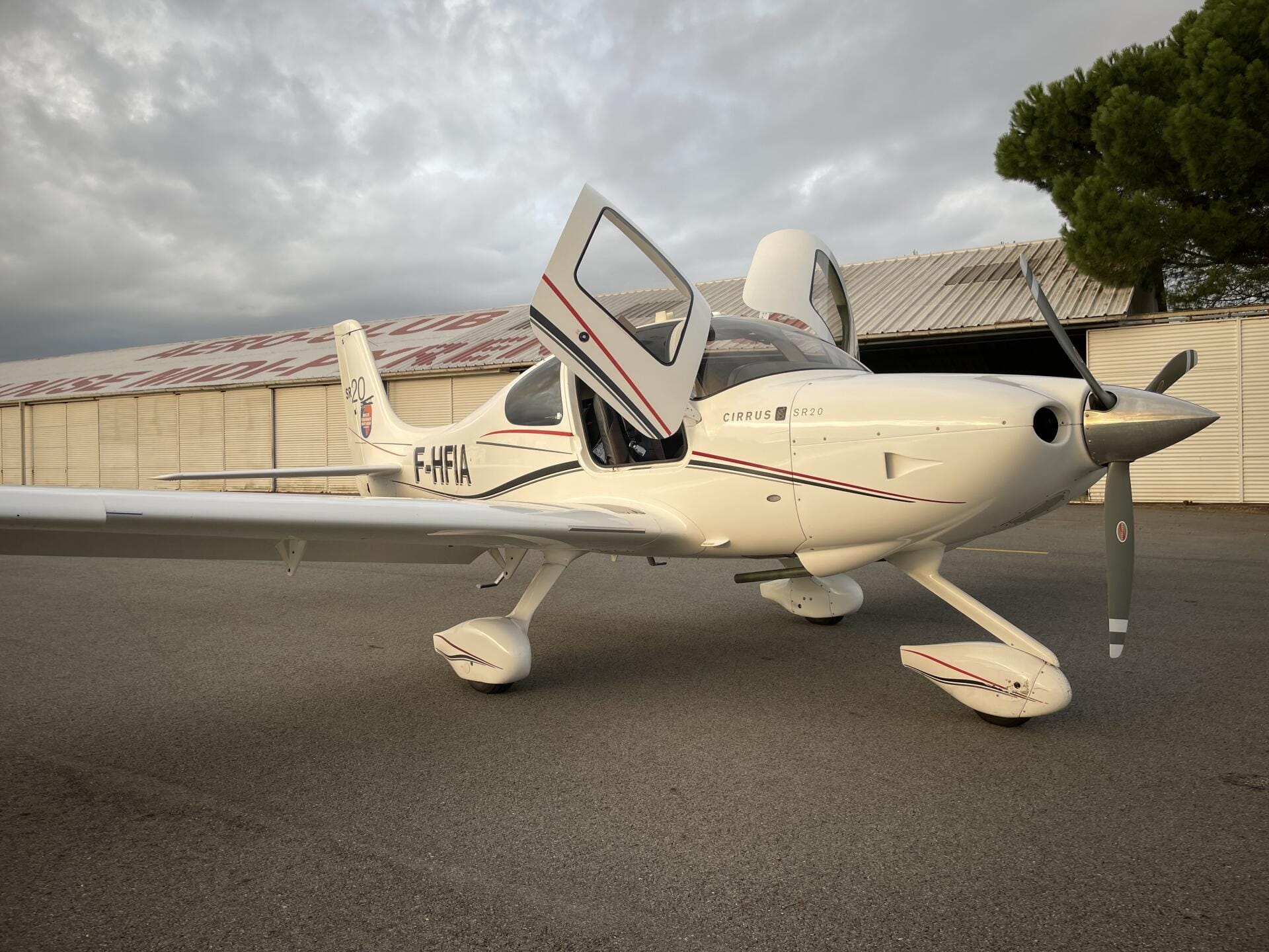 Cirrus SR20