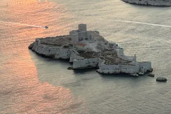 Vol panoramique : Provences, Calanques et Côte bleue