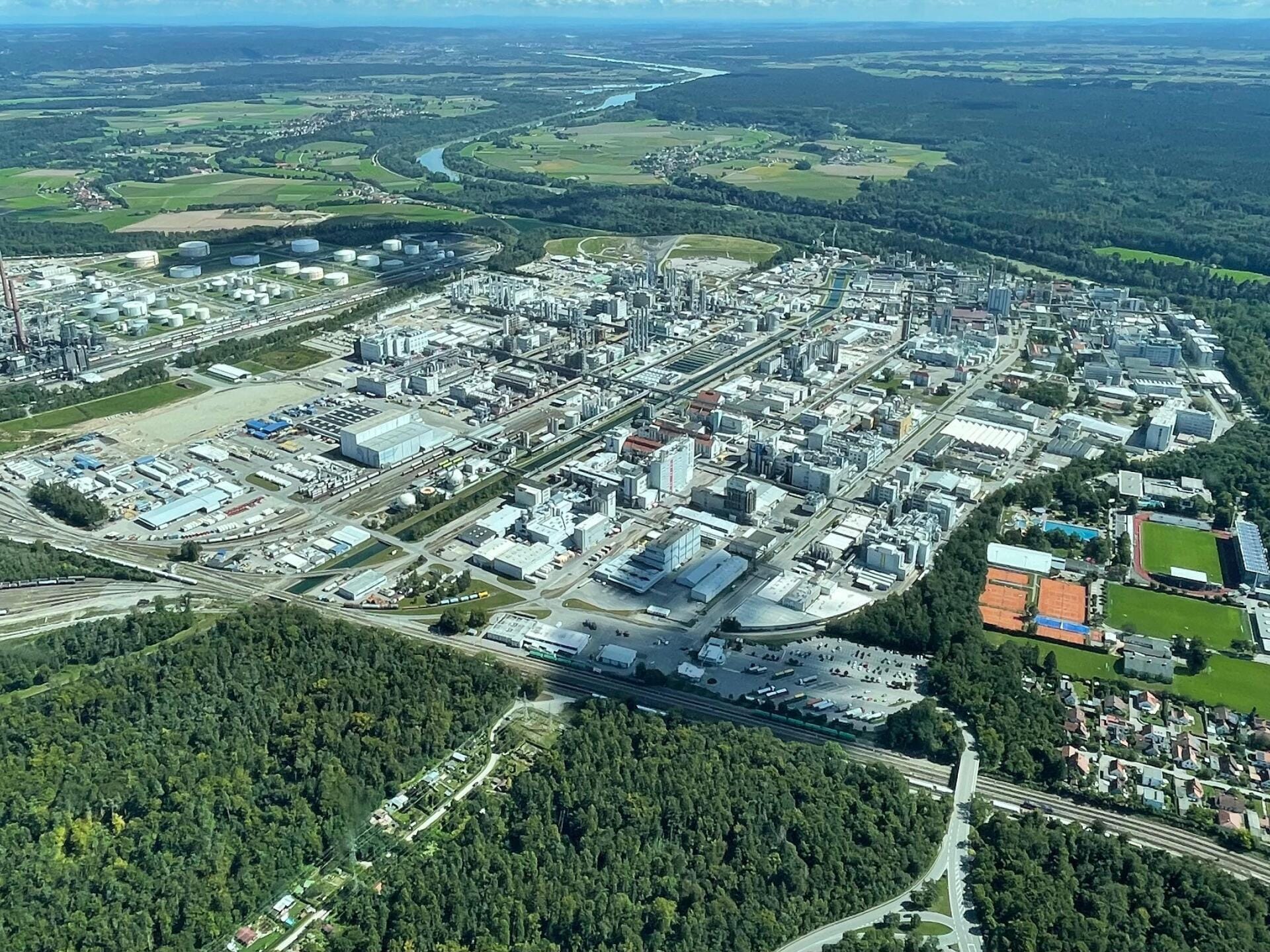 Natur und Städte entlang des Inns