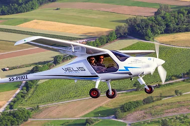 Balade aérienne en avion électrique sur Poitiers ⚡