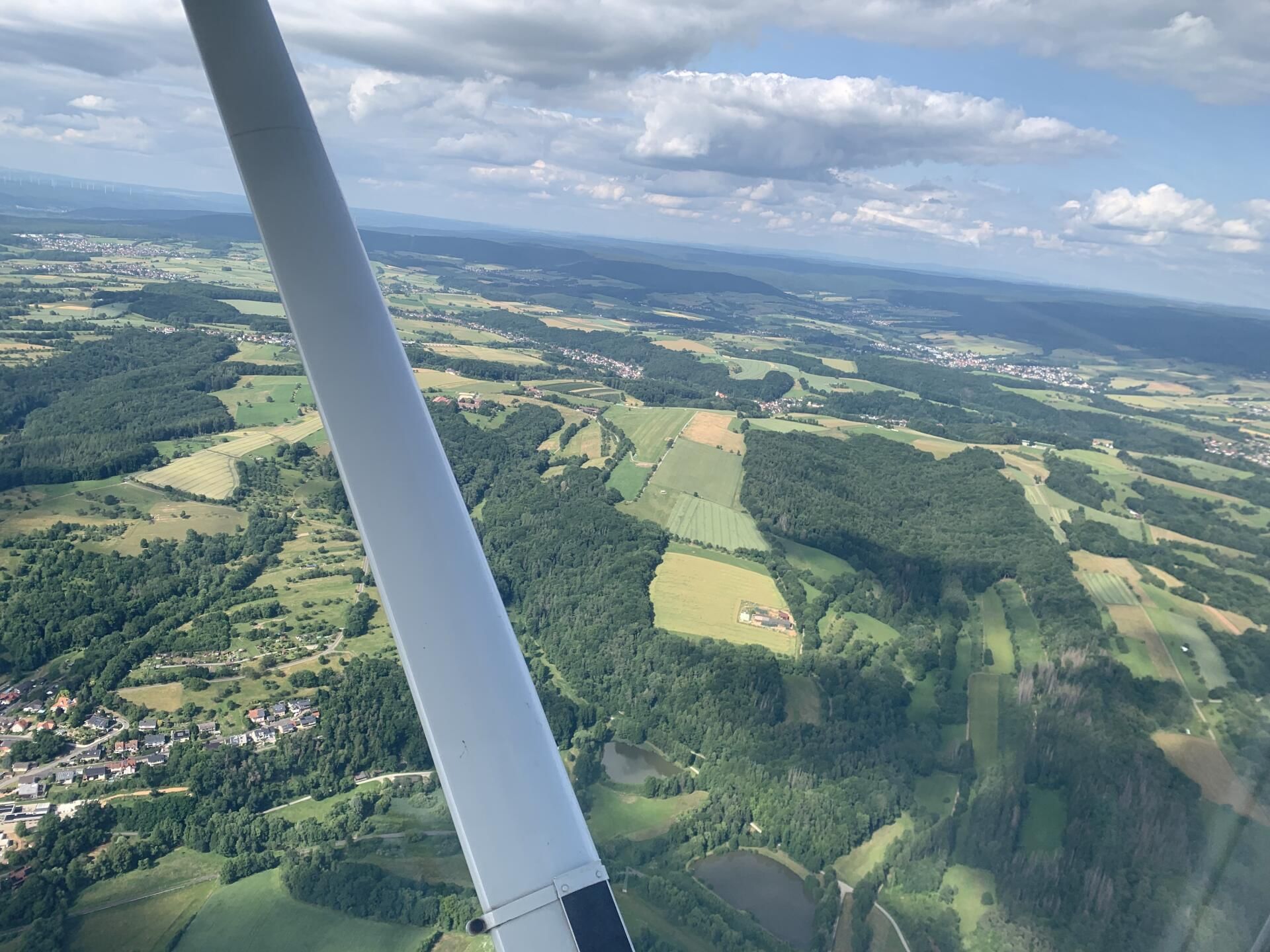 Rundflug über den Odenwald, herrliche Landschaft genießen